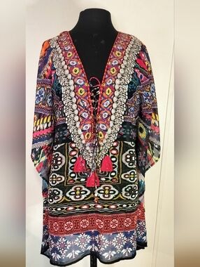 Boho Lace-Up Kaftan with Tassels - Multicolor